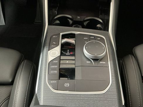 Certified 2025 BMW 330i xDrive Sedan w/ M Sport Package AWD/4WD image 13