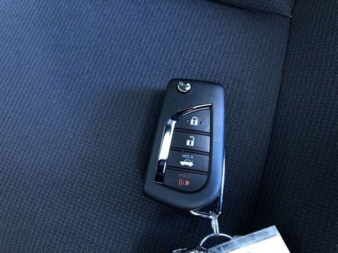 Certified 2025 Toyota Corolla LE image 31