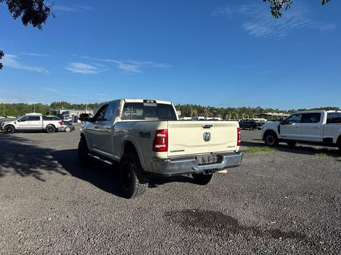 Used 2022 RAM 2500 Laramie AWD/4WD image 3