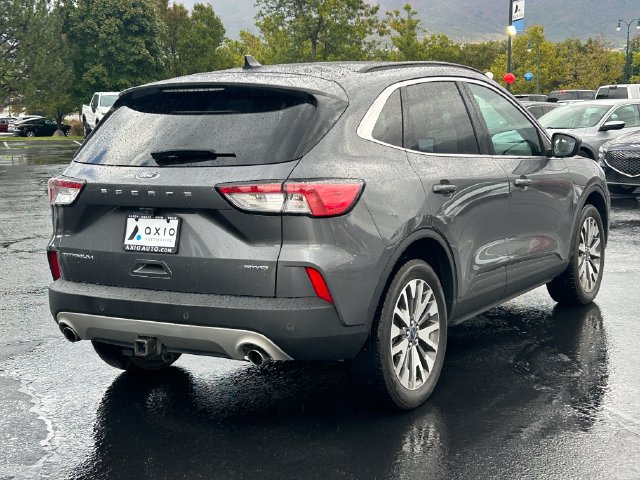 Used 2022 Ford Escape Titanium w/ Class II Trailer Tow Package AWD/4WD image 3