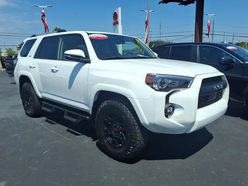 Used 2024 Toyota 4Runner SR5 Premium w/ Moonroof Package AWD/4WD image 1