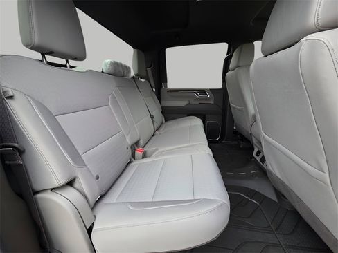 New 2026 Chevrolet Silverado 3500 LT w/ Convenience Package image 6