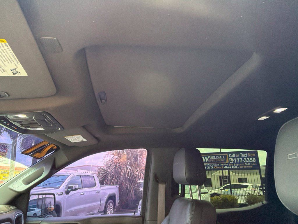 Used 2021 GMC Sierra 1500 Denali w/ Denali Ultimate Package AWD/4WD image 7