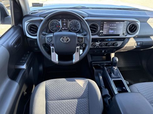 Used 2022 Toyota Tacoma SR5 image 15