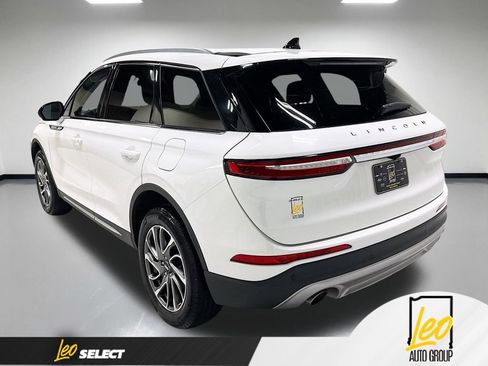 Used 2022 Lincoln Corsair AWD w/ Equipment Group 101A image 10