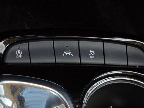 Used 2023 Buick Encore GX Select FWD image 22