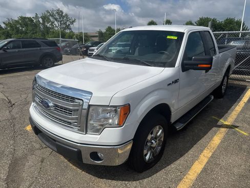 Used 2014 Ford F150 XLT w/ XLT Chrome Package RWD image 2