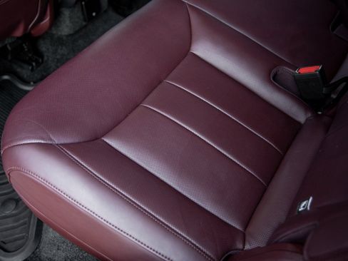 Used 2023 Land Rover Range Rover Autobiography image 31