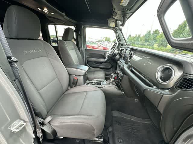 Used 2022 Jeep Wrangler Unlimited Sahara w/ LED Lighting Group AWD/4WD image 20