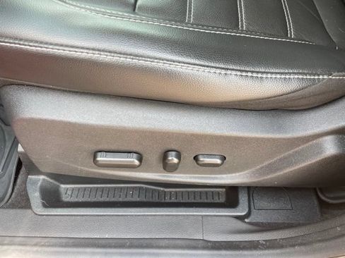 Used 2018 Ford Escape Titanium FWD image 22