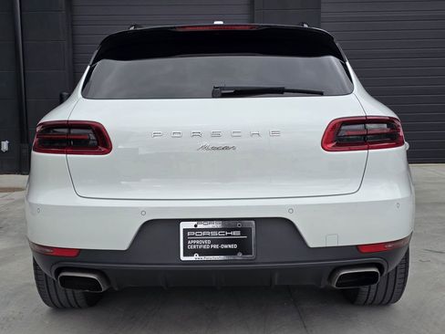 Used 2018 Porsche Macan image 10