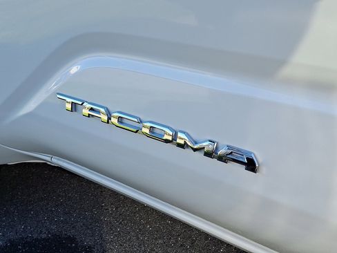 New 2025 Toyota Tacoma SR5 image 5