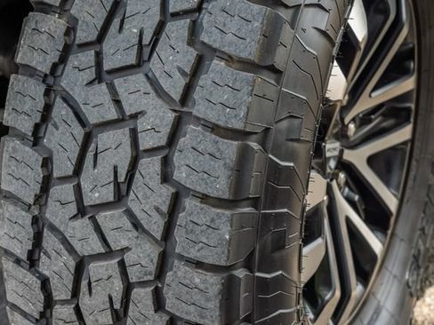 Used 2019 Ford F150 Raptor AWD/4WD image 12