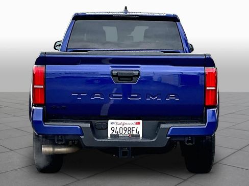 Used 2024 Toyota Tacoma TRD Sport image 4