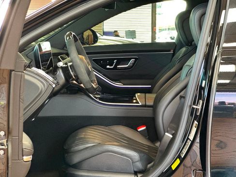 Used 2024 Mercedes-Benz S 63 AMG S image 25