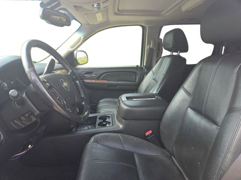 Used 2008 Chevrolet Silverado 1500 LTZ w/ Max Trailering Pack image 9