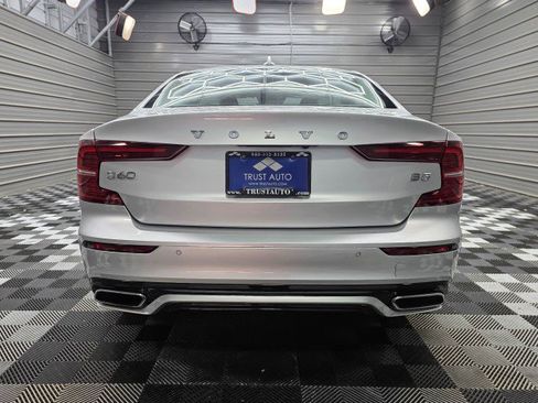 Used 2022 Volvo S60 B5 Inscription FWD image 6