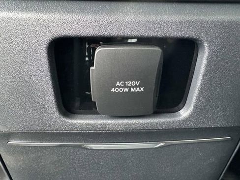 New 2026 Lincoln Navigator L Black Label AWD/4WD image 18