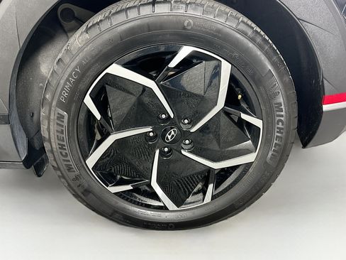 Used 2024 Hyundai Ioniq 5 SEL RWD image 11