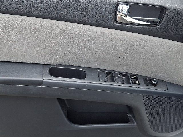 Used 2011 Nissan Sentra 2.0 SR w/ Convenience Pkg FWD image 18