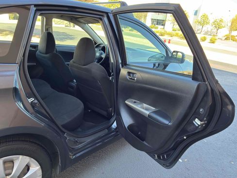 Used 2009 Subaru Impreza 2.5i AWD/4WD image 41
