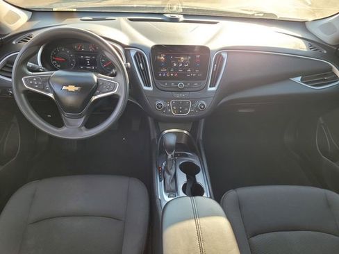 Used 2023 Chevrolet Malibu LT image 8