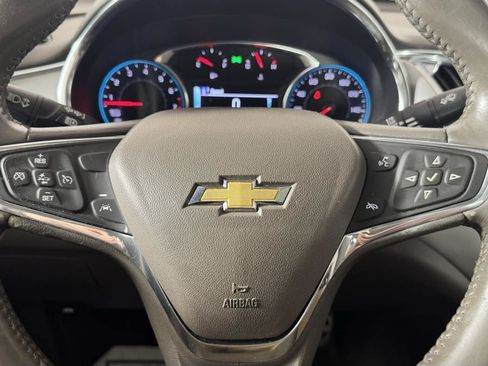 Used 2016 Chevrolet Malibu LT w/ Leather Package FWD image 15