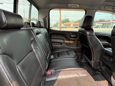 Used 2014 GMC Sierra 1500 SLT w/ SLT Preferred Package AWD/4WD image 27