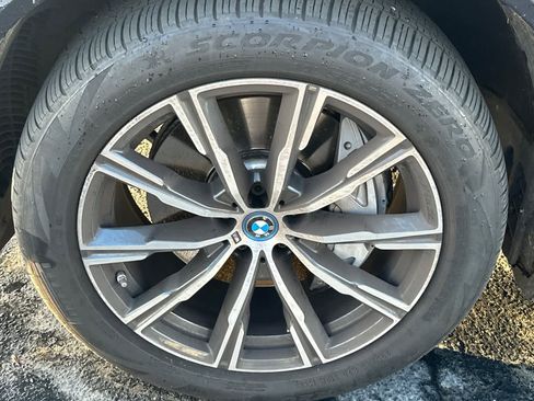 Used 2023 BMW X5 xDrive45e w/ M Sport Package image 21