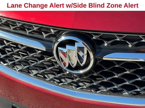 Used 2023 Buick Envision Avenir image 11