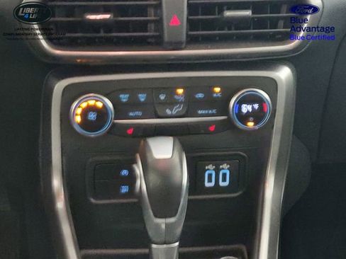 Used 2022 Ford EcoSport SE w/ SE Convenience Package image 26