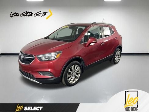 Used 2019 Buick Encore Preferred FWD image 1