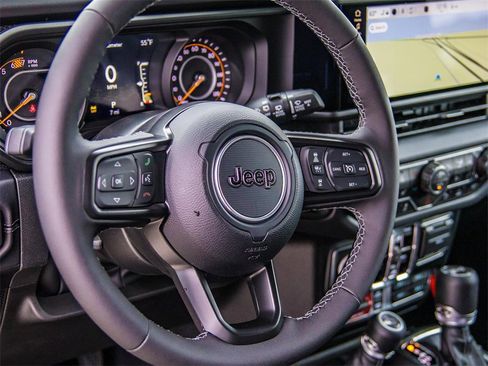 New 2026 Jeep Wrangler Unlimited Rubicon w/ Safety Group image 29