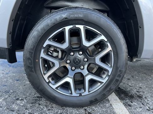 Used 2025 RAM 1500 Laramie image 44