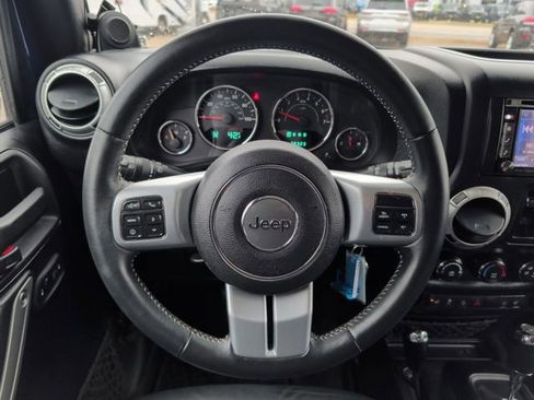 Used 2013 Jeep Wrangler Unlimited Sport image 21