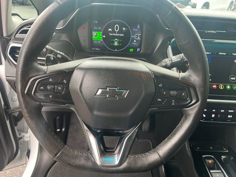 Used 2023 Chevrolet Bolt LT image 24