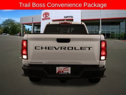Used 2023 Chevrolet Colorado Trail Boss w/ Technology Package image 7