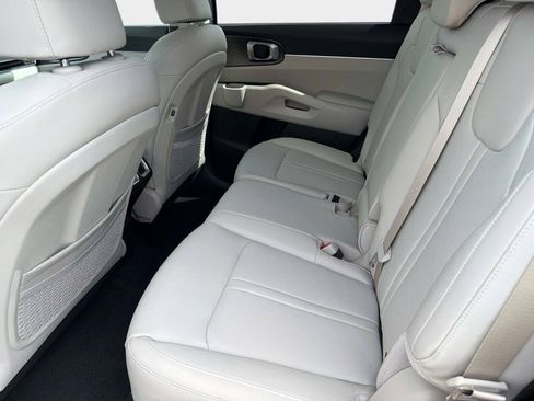 New 2026 Kia Sorento EX image 11