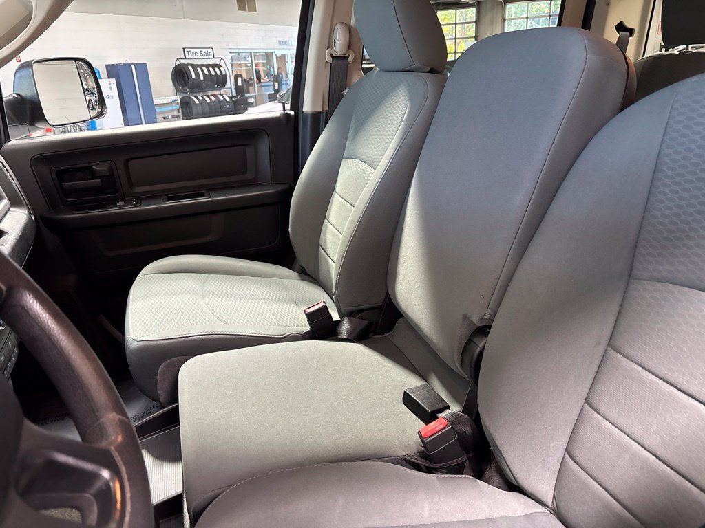 Used 2018 RAM 2500 Tradesman w/ Chrome Appearance Group AWD/4WD image 29