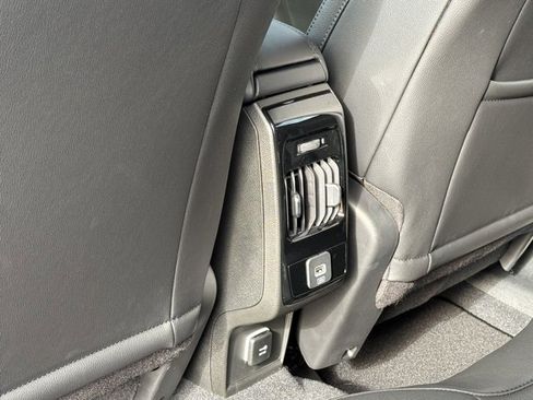 New 2026 Jeep Compass Latitude image 32