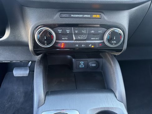 Used 2022 Ford Escape SE w/ Convenience Package image 34