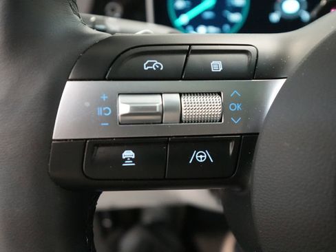 Used 2025 Hyundai Tucson Limited image 49