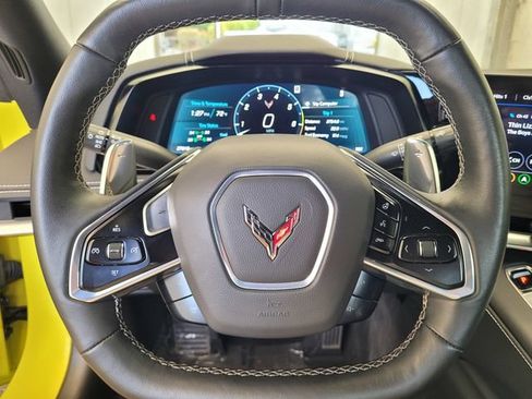 Used 2023 Chevrolet Corvette Stingray Preferred Conv w/ Z51 Performance Package RWD image 28