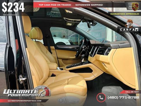 Used 2018 Porsche Macan Sport Edition AWD/4WD image 30