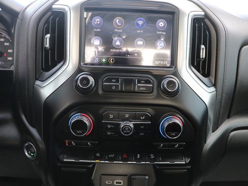 Used 2022 Chevrolet Silverado 1500 RST image 21