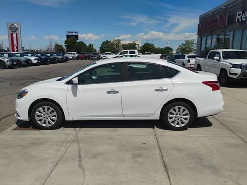 Used 2019 Nissan Sentra S FWD image 9