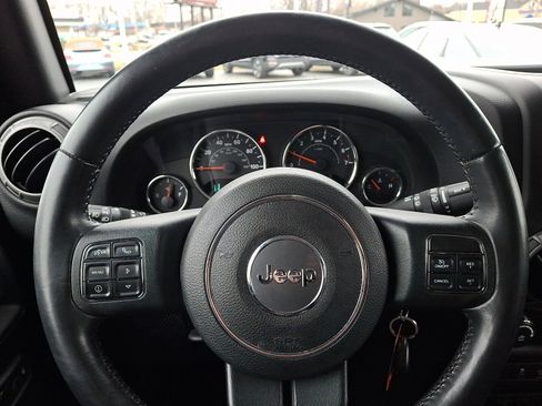 Used 2015 Jeep Wrangler Unlimited Sport w/ Quick Order Package 24S image 17
