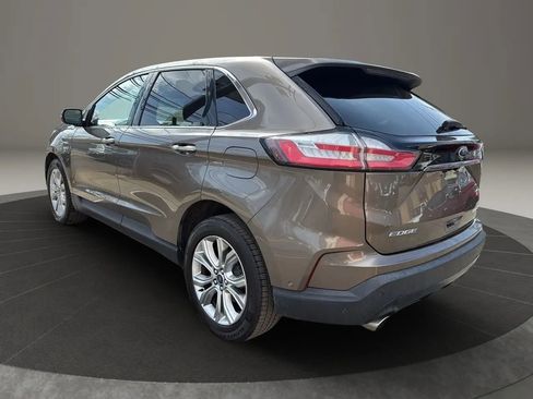 Used 2019 Ford Edge Titanium w/ Equipment Group 301A AWD/4WD image 7