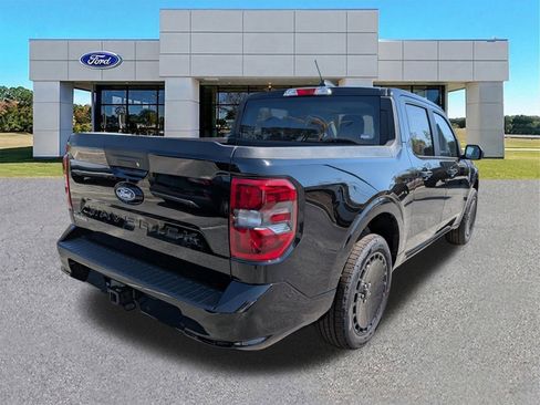 New 2026 Ford Maverick Lobo AWD/4WD image 2