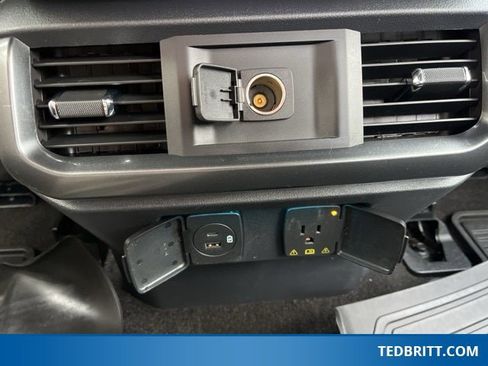 Certified 2022 Ford F150 XLT w/ Equipment Group 302A High image 15